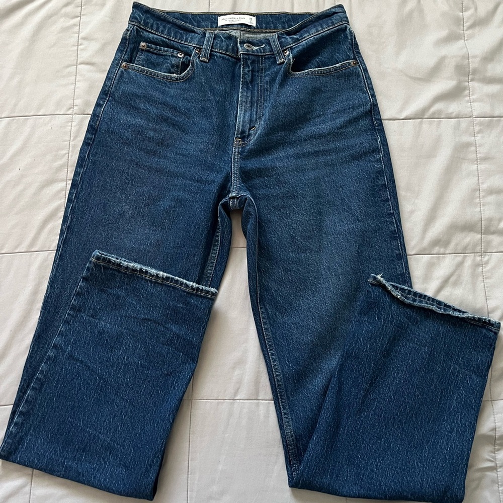 Abercrombie & Fitch Vintage Straight High Rise Jeans